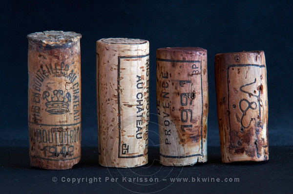 Corks, natural corks, bottle stoppers