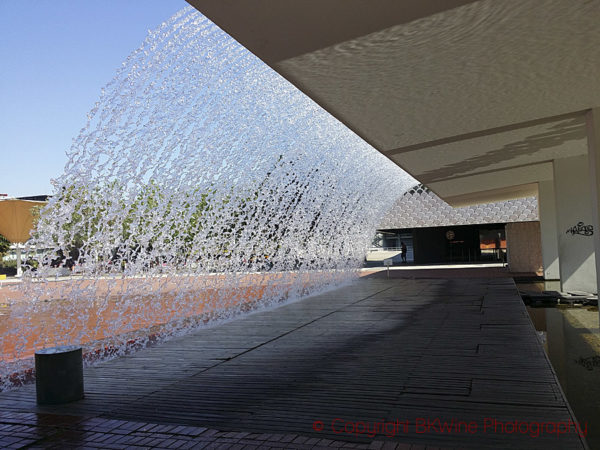 A fountain waterfall, Lisbon-Oriente